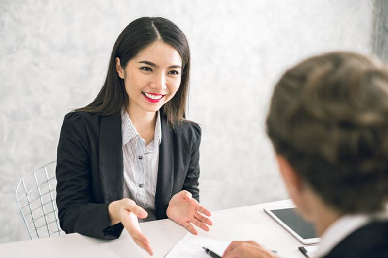 Nhân viên chăm sóc khách hàng của Viettel